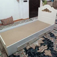 تخت نو جوان