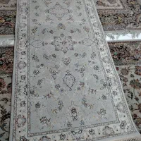 فرش کناره ۴ متری طرح افشان بسیار سالم