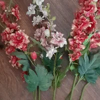 اباژور گلدان و گل پیونی بسیار نو|صنایع دستی و سایر لوازم تزئینی|تهران, قیطریه|دیوار