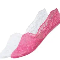 کالج یا پاپوش و جوراب نخ پنبه