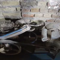 پمپ باد همراه با پیسوله و ۲۰متر شیلنگ مخصوص باد