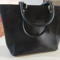 یک عدد کیف|کیف، کفش، کمربند|یاسوج, |دیوار