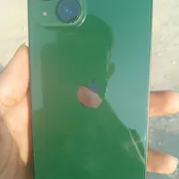 اپل iPhone 13 با حافظهٔ ۱۲۸ گیگابایت