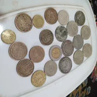 تعدادی سکه قدیمی
