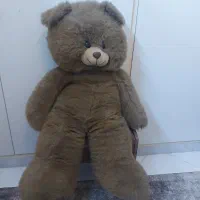 خرس بزرگ و اسباب بازی