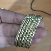 النگو طلا روس کاملا شبیه طلا مو نمیزنه رنگ ثابت|بدلیجات|مشهد, ایثار|دیوار
