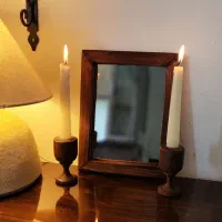 آینه و شمعدان چوبی