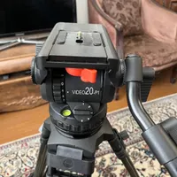 سه پایه دوربین dv20 پیروز
