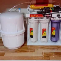 نصاب تصفیه آب و تعمیرکار حرفه ای.نصب مجدد