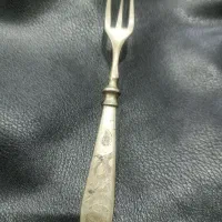 چنگال عتیقه زمان اوایل قاجار|کلکسیون اشیاء عتیقه|میاندوآب, |دیوار