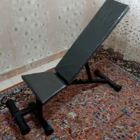 وسایل بدنسازی(صندلی و دمبل و وزنه‌مچ‌دست‌وپا)|تجهیزات ورزشی|تهران, شهر زیبا|دیوار