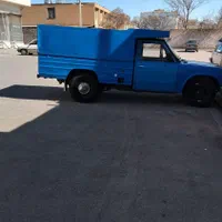 نیسان وانت مدل ۷۲