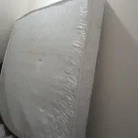 یک تشک فنری