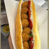 نیروی همکار در ساندویچی