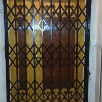 اکاردئونی حفاظ  در ورودی اپارتمان باغ مغازه اصفهان