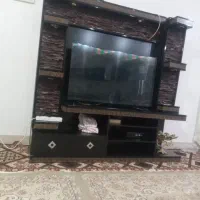 میز تلویزیون چوبی جنس خیلی خوب