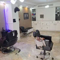 به یک شاگرد /نیازمندیم اریشگاه مردانه