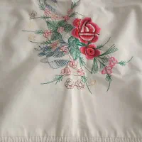 رو پشتی سفید