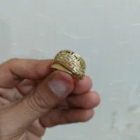 فروش انگشتر ورساچه 200 بالای تابلو