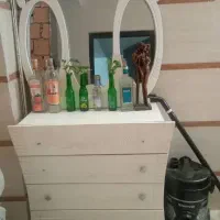 میز و‌ آیینه