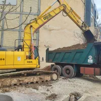 اجاره دهنده بیل. لودر. کمپرسی