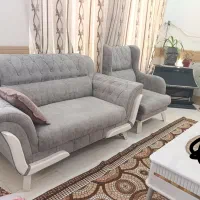 مبل ۷نفره ومیز وسط
