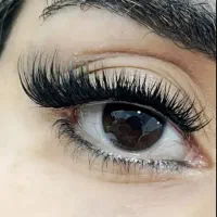 نیازمند مدل رایگان