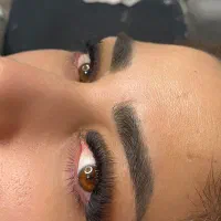 آموزش و خدمات مژه