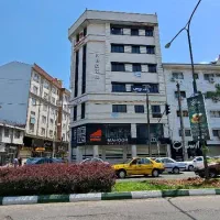 ۸۵ متر رشت معلم نبش علی آباد ساختمان دنیا