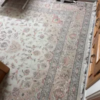 فرش طرح نائین کرم ۷۰۰شانه|فرش|اصفهان, سروستان|دیوار