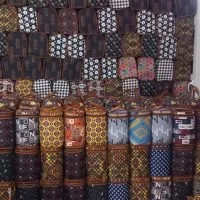 به چند نفر خیاط نیاز مندیم|استخدام هنری و رسانه|خوی, |دیوار