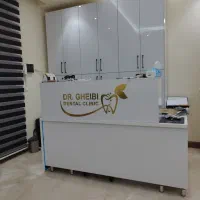 منشی مطب دندانپزشکی