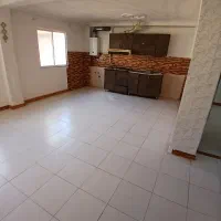 طبقه اول ۹۰ متری ۲ خوابه/پارکینگ اختصاصی/راه جدا