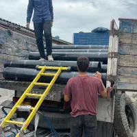 کارگر و اپراتور دستگاه اکسترودر ورق