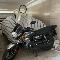 موتور همتاز باکسر‌ ۲۰۰