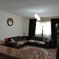 اپارتمان ارم شرقی