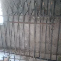 حفاظ بالای دیوار