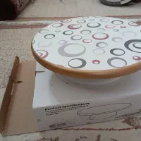 سینی تزئین کیک و قیف خامه کشی|ظروف پخت‌وپز|میبد, |دیوار