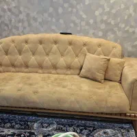 مبل چستر با میز عسلی