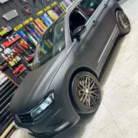 «مرکز تخصصی شیشه دودی و کاور بدنه اُتو دیزاین ۴۷»