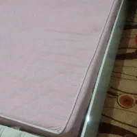 تخت خواب سالم زیاد استفاده نشده|تخت و سرویس خواب|آران و بیدگل, |دیوار