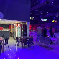 نیرو اشپز و باریسا برای کافه بولینگ Amor