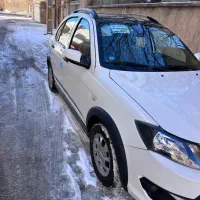 کوئیکRمدل 402کم کارکرده بسیارسالم