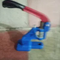 دستگاه  دکمه زن