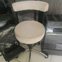 میز ناخن آبگرمکن تابوره آیینه کنسول صندلی اصلاح