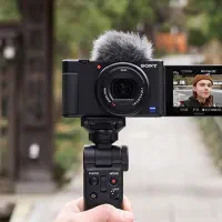 دستیار تولید محتوا خانم