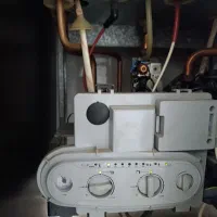 پکیج و آبگرمکن