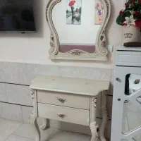 آینه کنسول استخوانی رنگ