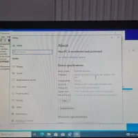 کامپیوتر (کیس و مانیتور)