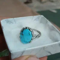 انگشترفیروزه‌ی درخشان هدیه‌ای ماندگار و بسیار شیک